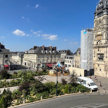 Appartement Exceptionnel En Ultra Centre Ville Compiègne Exterior foto